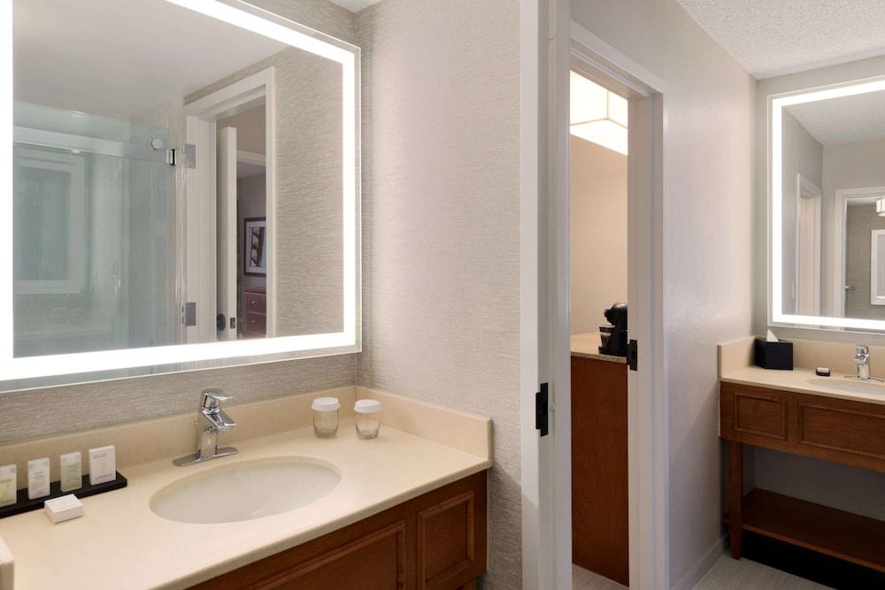 Embassy Suites by Hilton Orlando International Dr ICON Park photo 13
