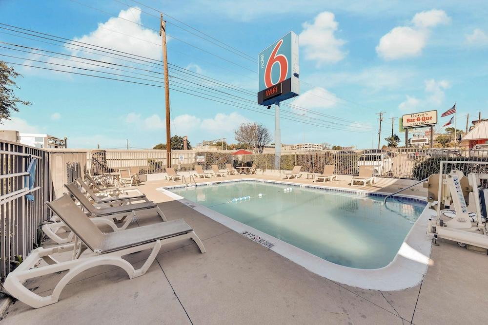 Motel 6 Austin, TX - Airport - South photo 19