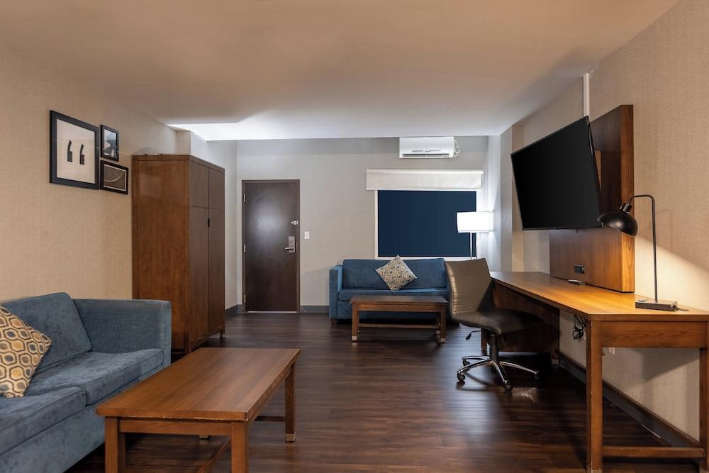 Crowne Plaza Niagara Falls NY Riverside by IHG photo 100