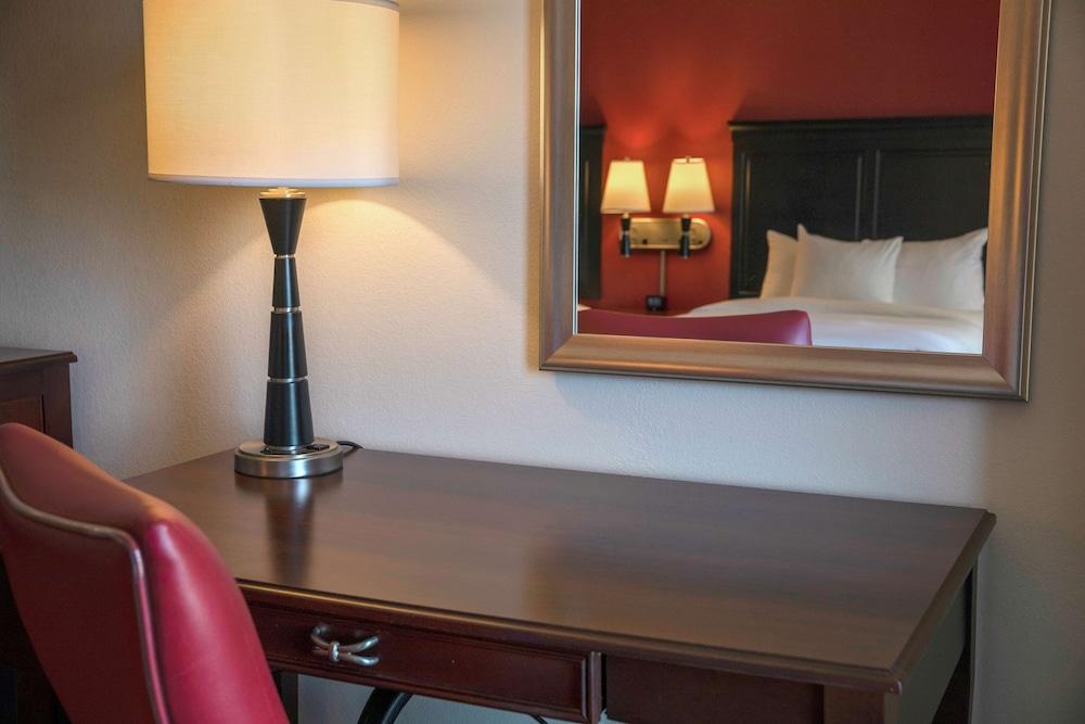 President Abraham Lincoln Springfield - DoubleTree by Hilton photo 10