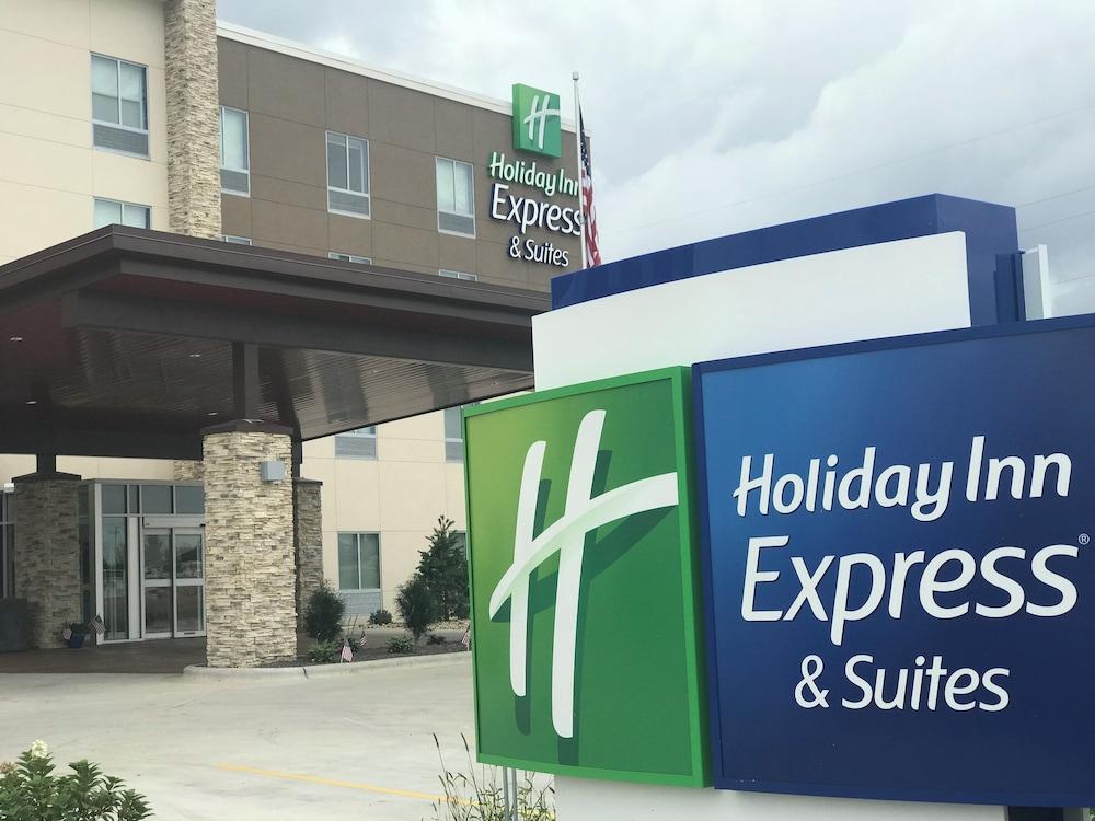 Holiday Inn Express & Suites Hannibal - Medical Center by IHG — hotel in Hannibal