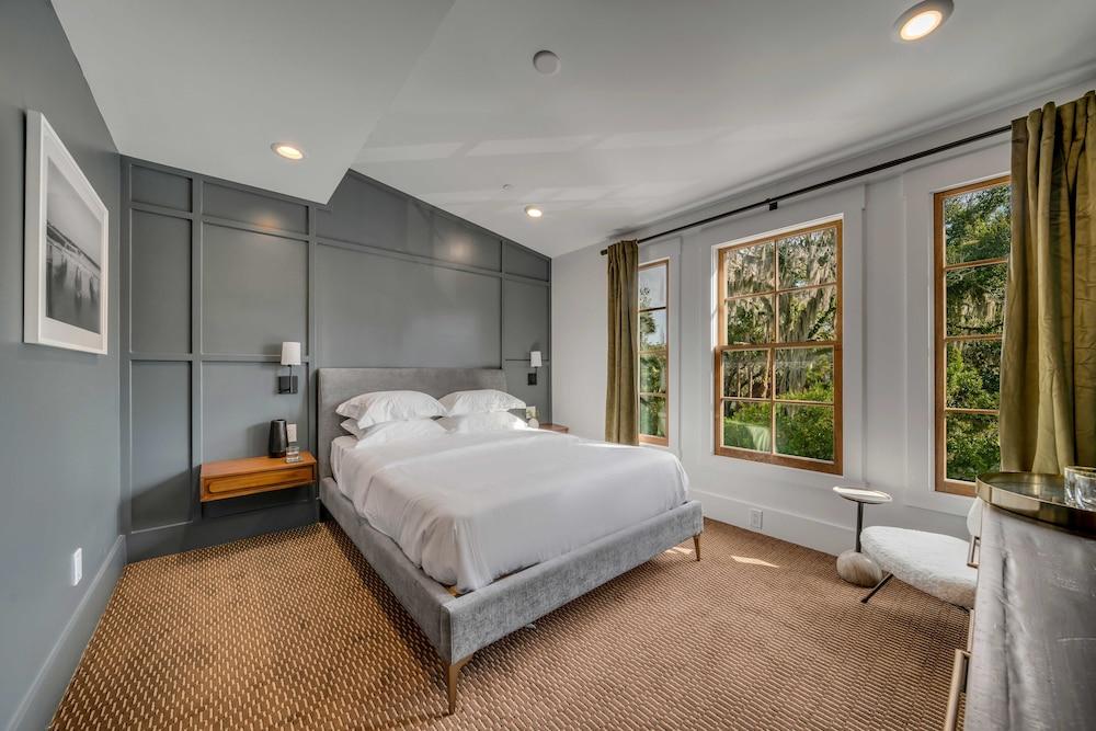 The Emerald Boutique Stays photo 12