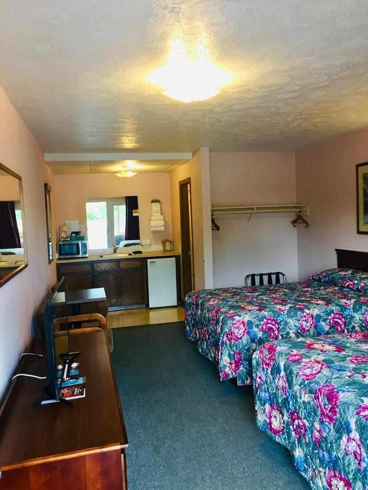 Mountain Country Inn photo 11