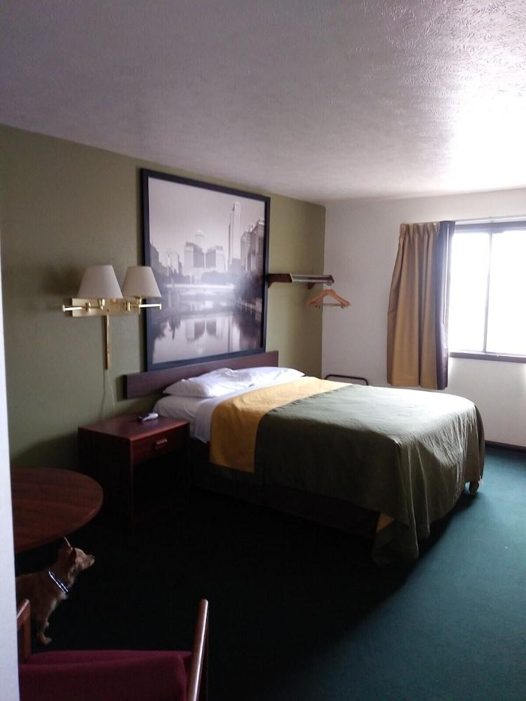 Ainsworth Inn photo 9