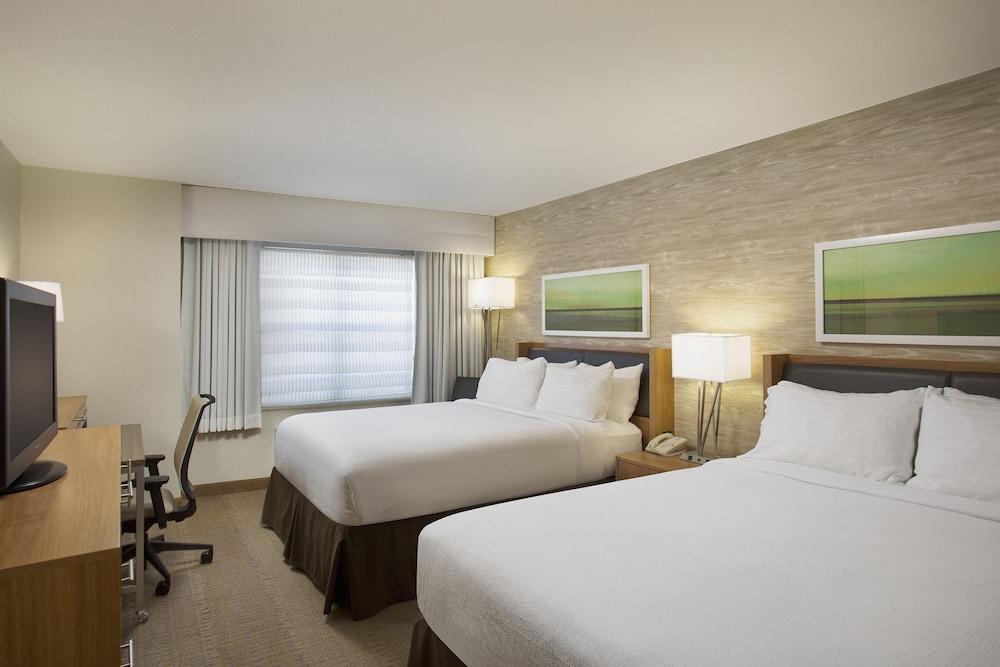 Holiday Inn Grand Rapids Airport by IHG photo 5