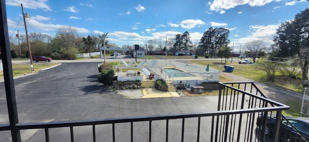 Twin Lakes Inn photo 2