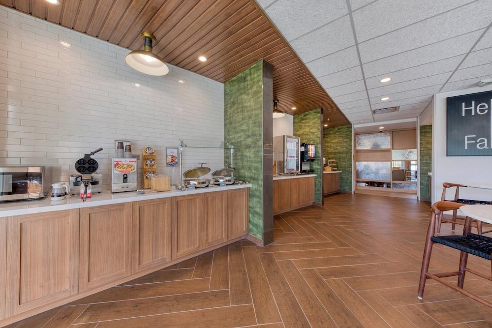 Fairfield Inn & Suites by Marriott Charlotte Belmont photo 35