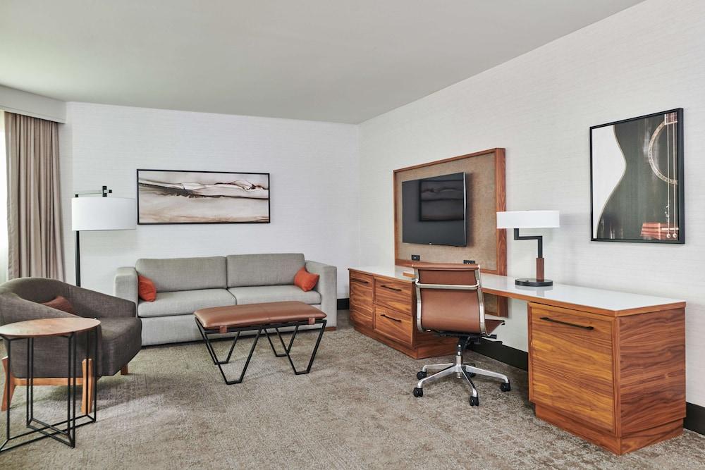 DoubleTree by Hilton Fullerton photo 32