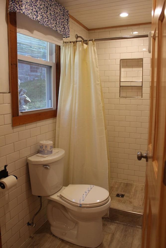 Blueberry Hill Motel photo 19