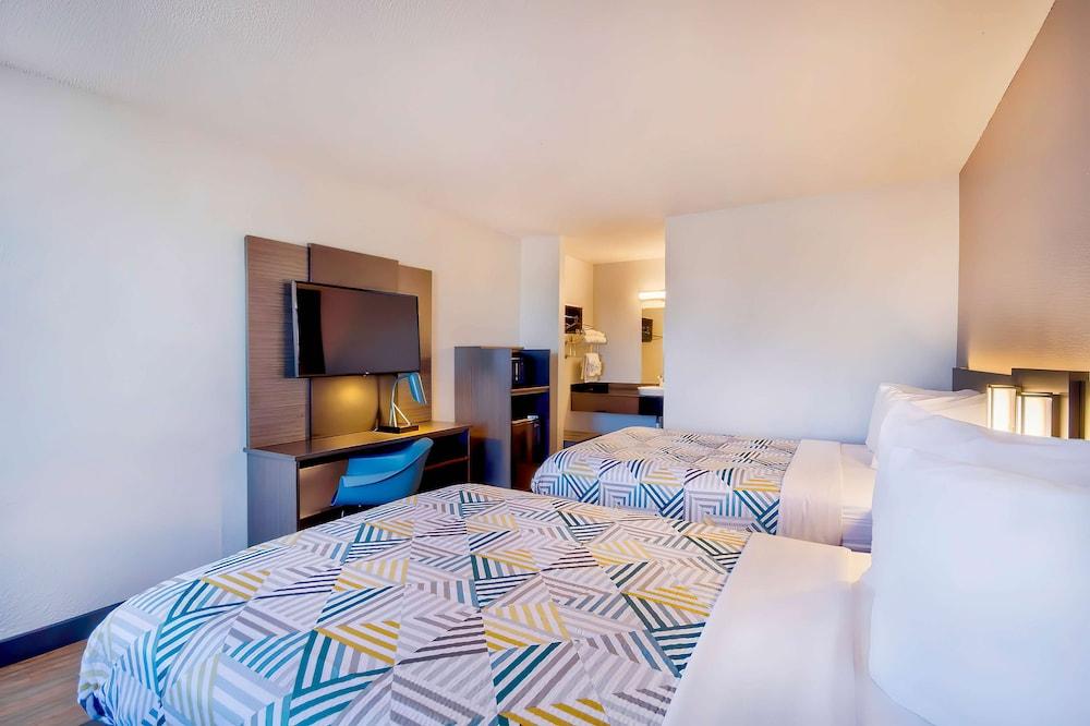 Motel 6 Vallejo, CA - Six Flags West photo 15