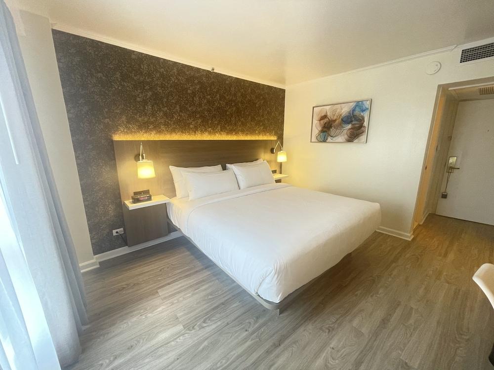 Garden Inn & Suites photo 28