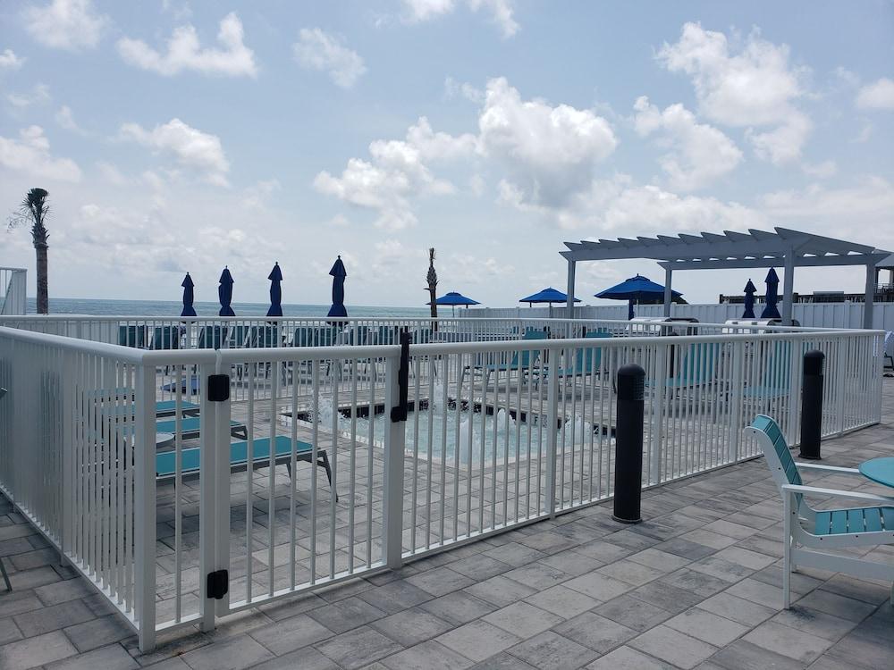 The Maverick Resort photo 4