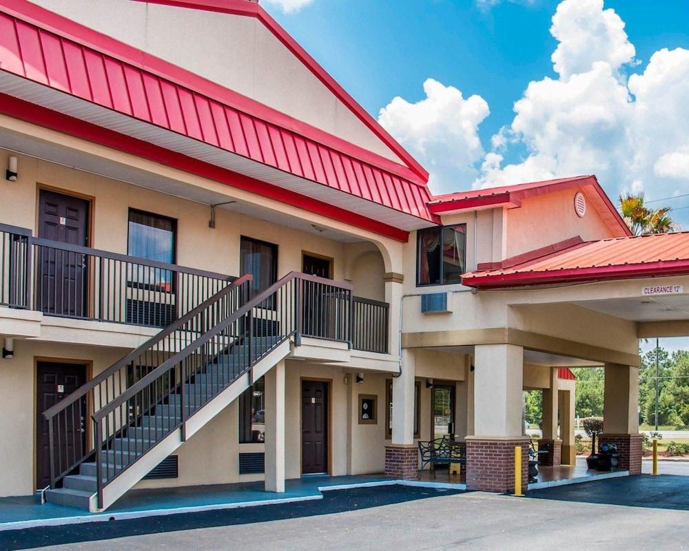 Econo Lodge Richmond Hill photo 22