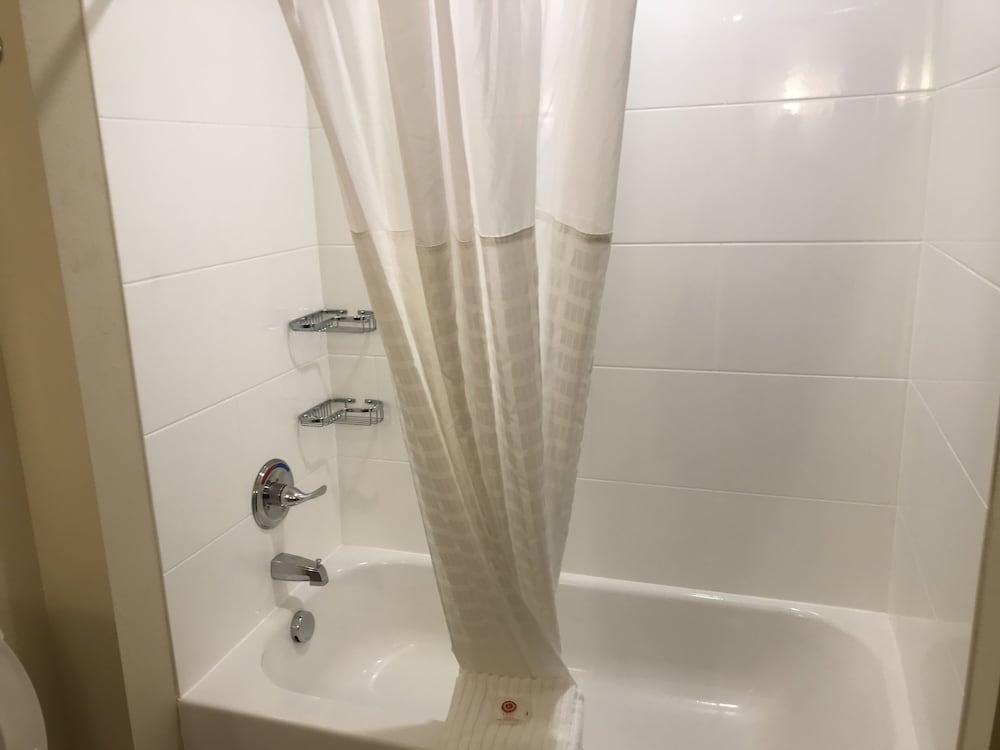 Comfort Suites Summerville photo 18