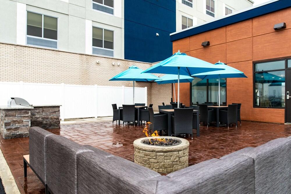Hampton Inn Paris photo 68