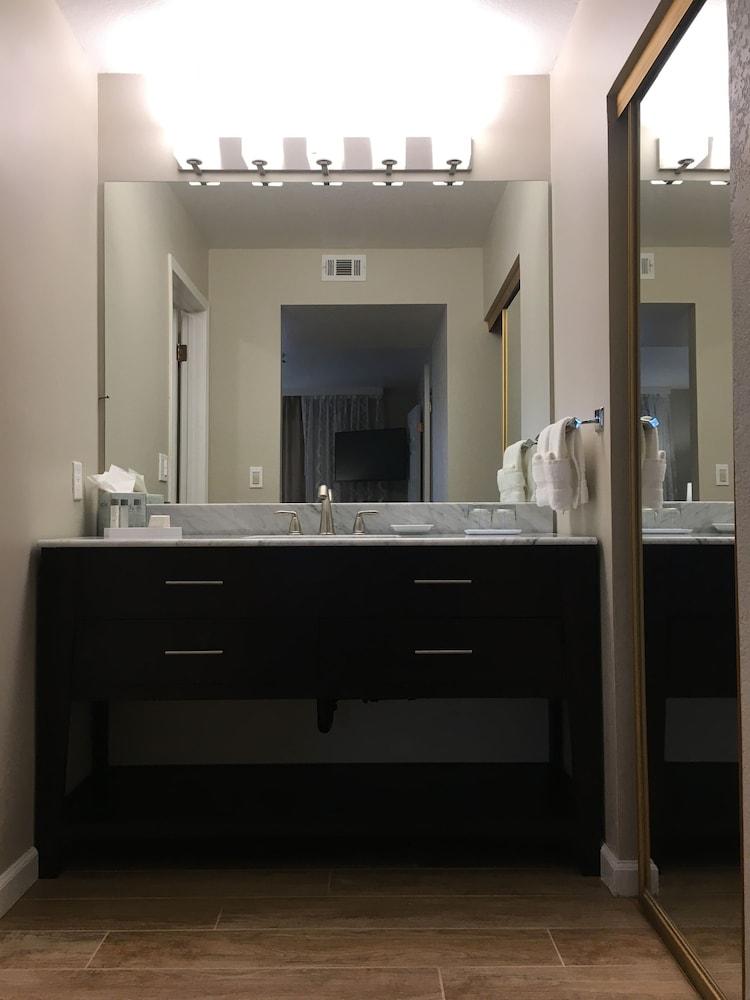 Chase Suites Hotel Brea-Fullerton photo 16