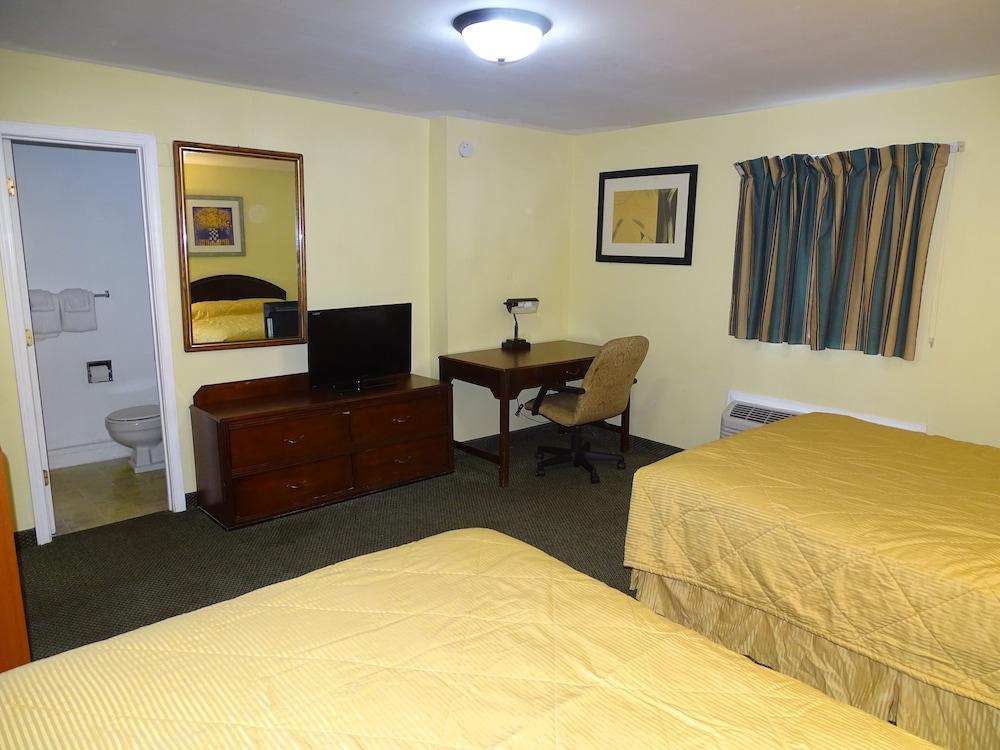 Rivers Inn Fort Madison photo 21