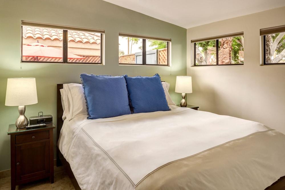 Avance Hotel photo 2