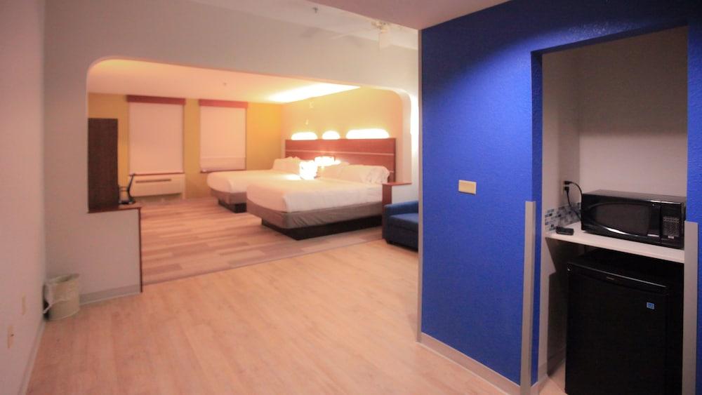 Holiday Inn Express Daytona Beach - Speedway, an IHG Hotel photo 5