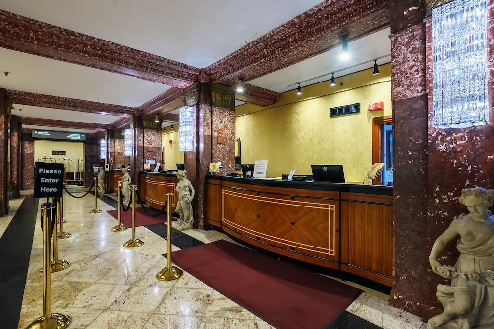 Congress Plaza Hotel photo 5