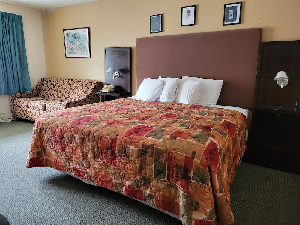 Surrey Inn Ashland photo 44