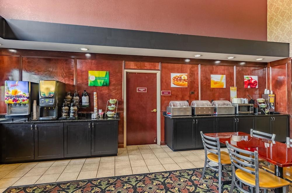 Quality Inn & Suites Abingdon photo 25