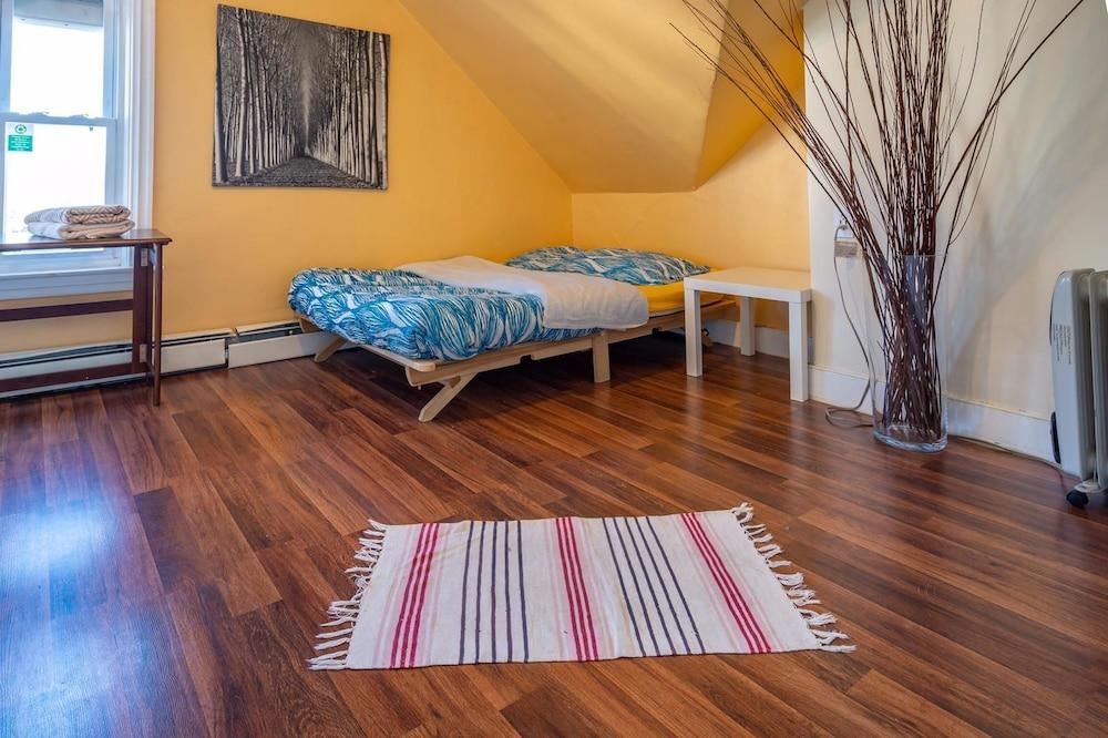 Providence Hostel and Guesthouse photo 3