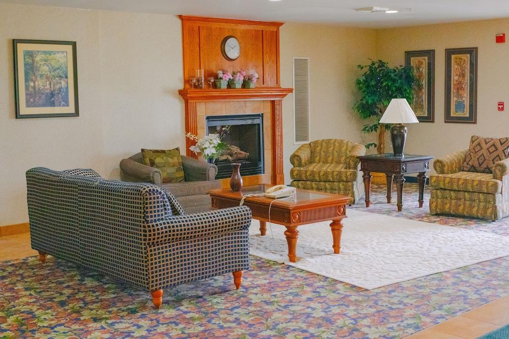 Colfax Inn photo 35
