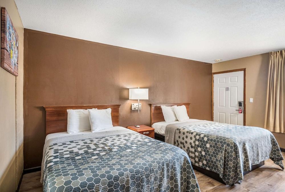 Econo Lodge Oskaloosa photo 5