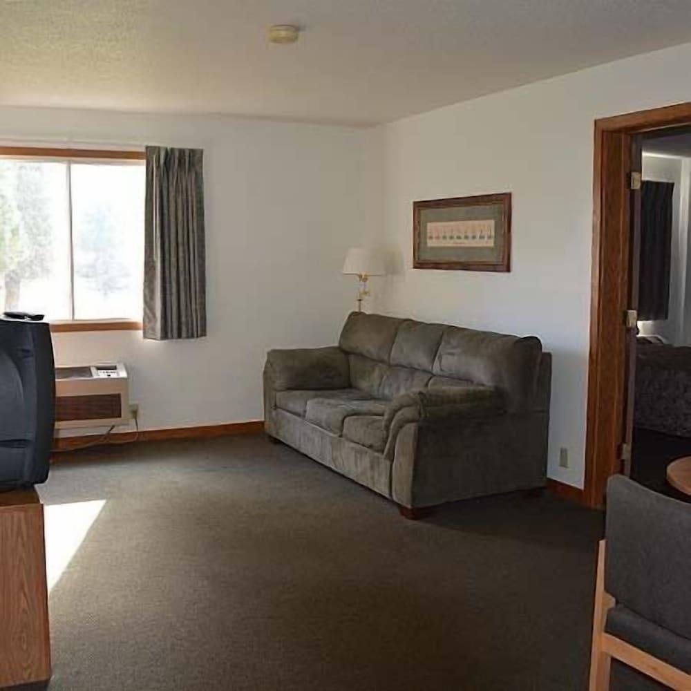 Nisswa Hotel and Suites photo 6