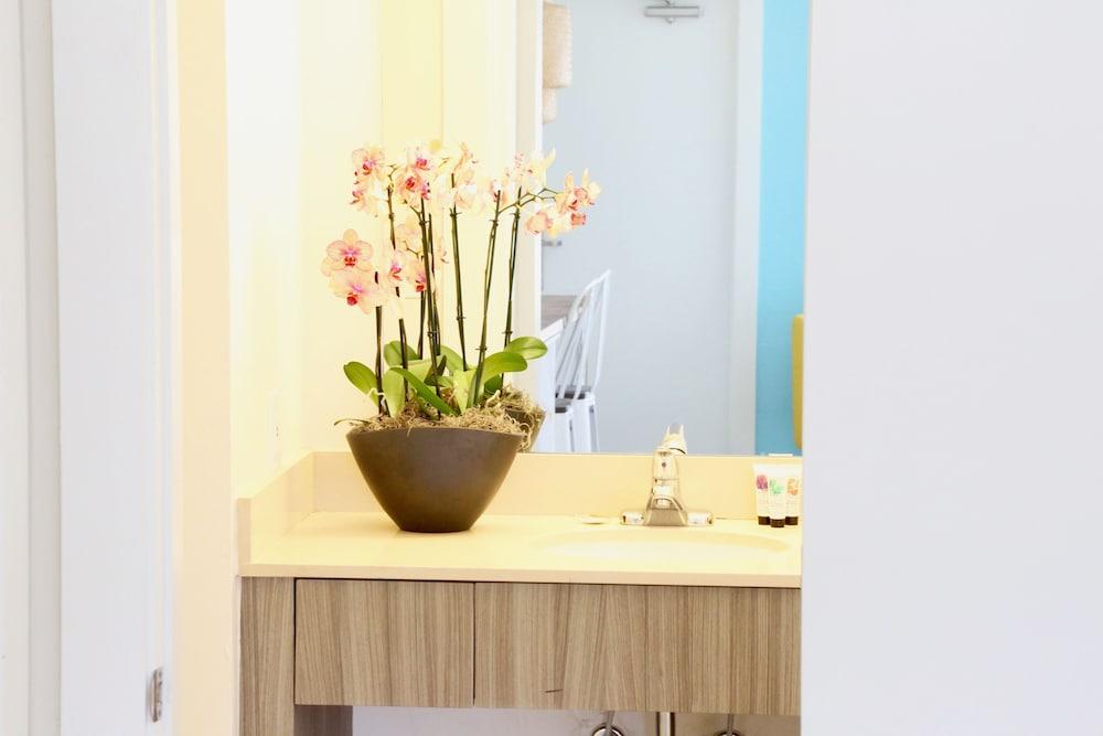 Fortuna Hotel photo 32