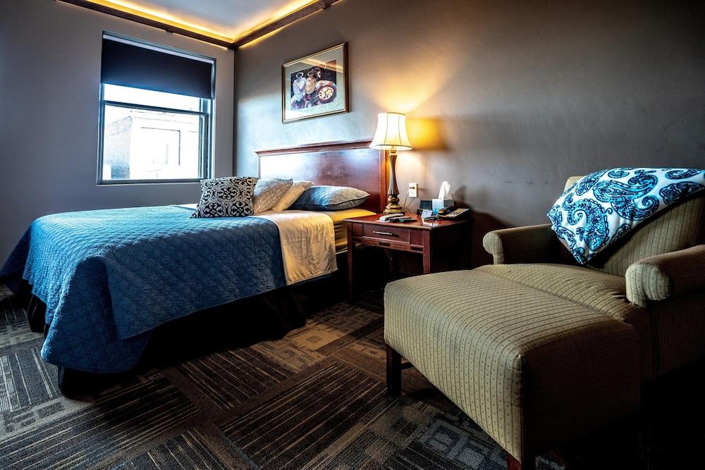Rundle Suites photo 7