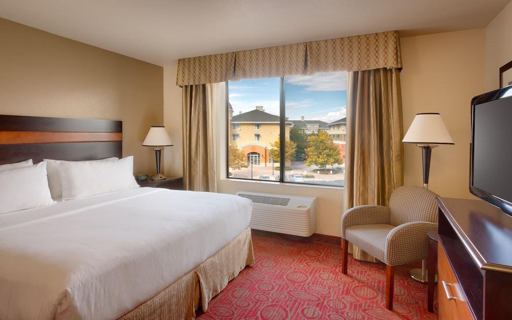 Holiday Inn Express & Suites Orem-North Provo by IHG photo 3
