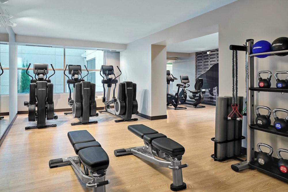 Delta Hotels by Marriott Milwaukee Northwest photo 29