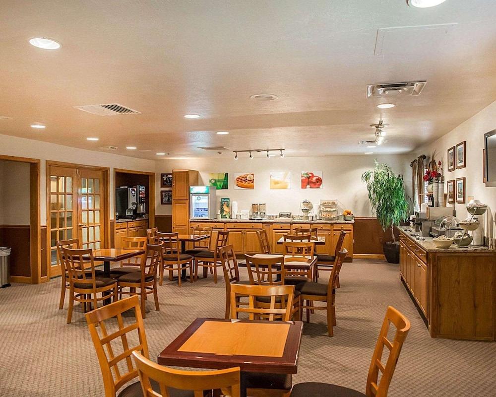 Quality inn & Suites Cincinnati I-275 photo 30