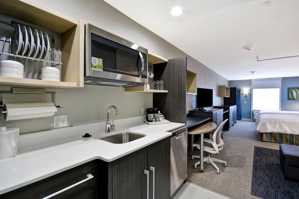 Home2 Suites by Hilton Jackson MI photo 20