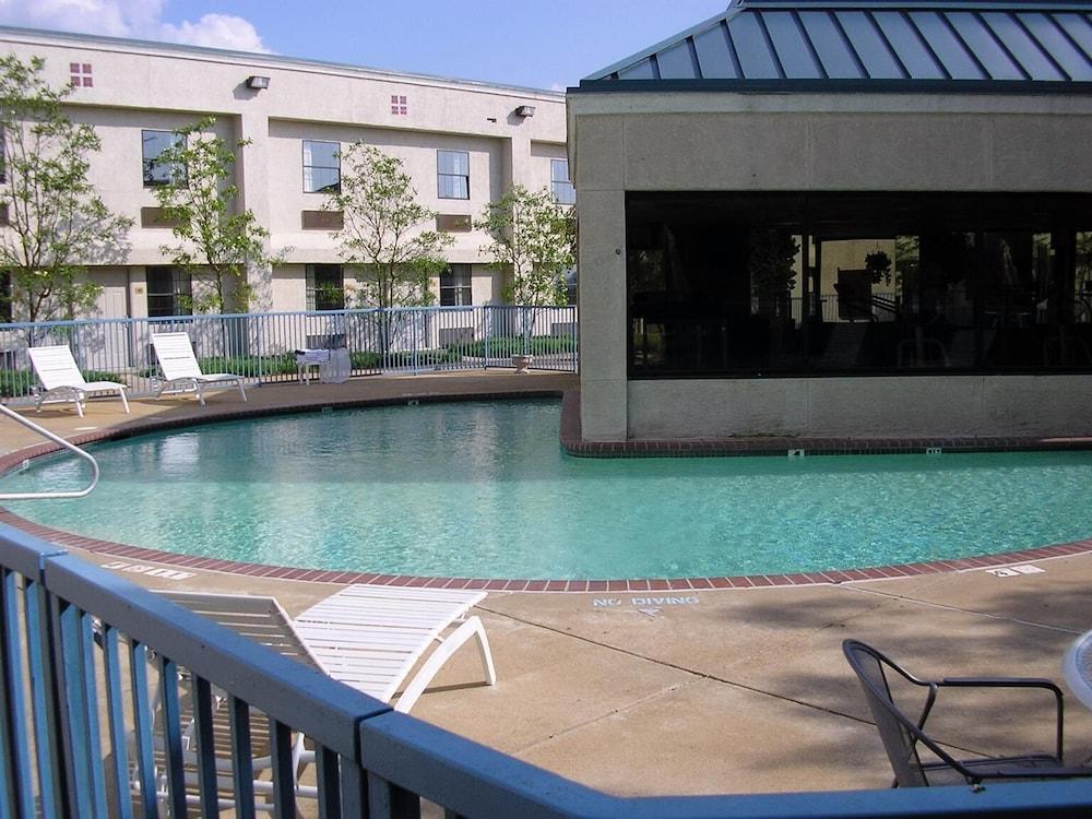 Americas Best Value Inn Tunica Resort photo 16