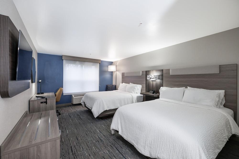 Holiday Inn Express & Suites Zion by IHG photo 6