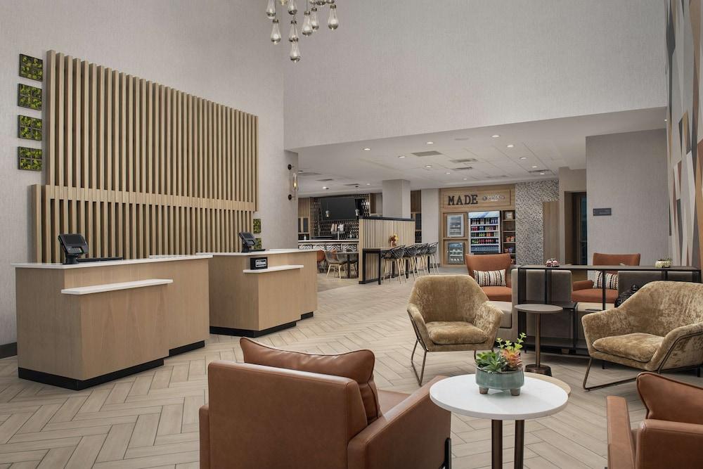 Doubletree by Hilton Chattanooga Hamilton Place photo 2