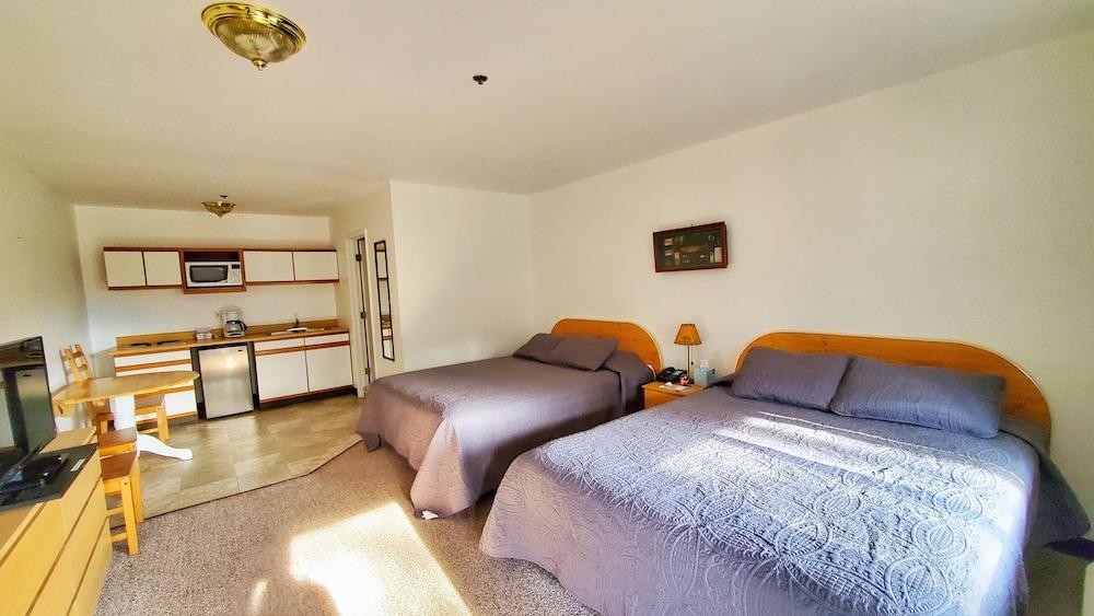 Corral Creek Lodge photo 12