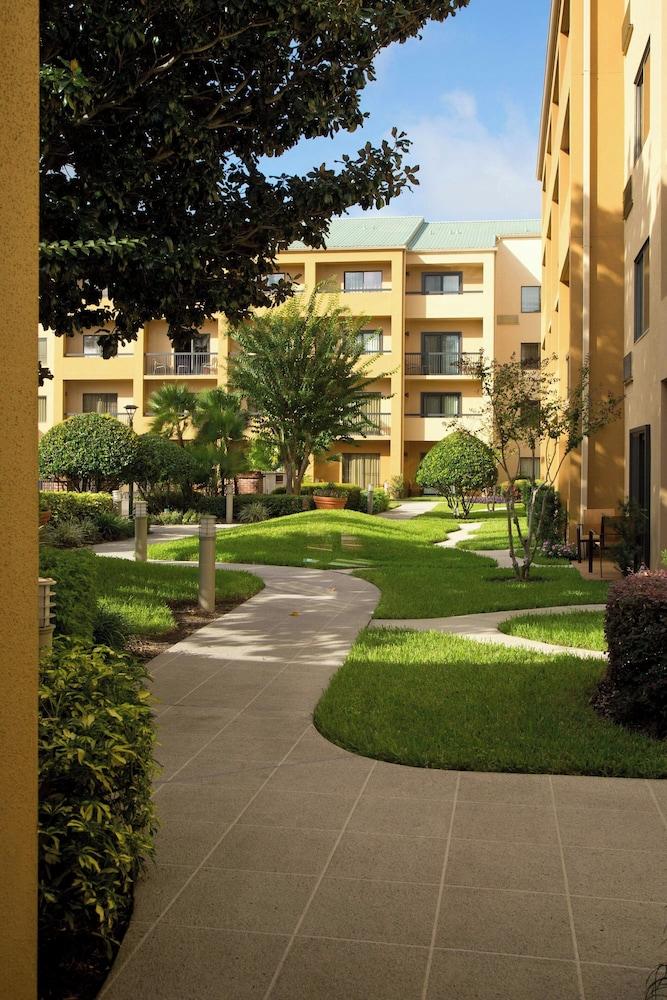 Courtyard by Marriott Orlando International Dr / Conv Cntr photo 26