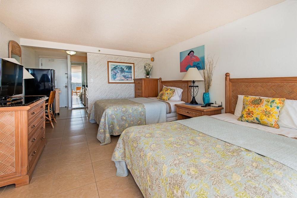 Island Colony by Hawaii Ocean Club photo 5