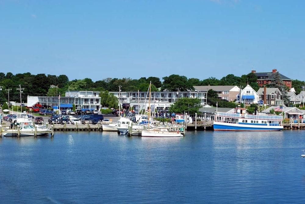 Ocean Street Inn on Hyannis Harbor photo 1