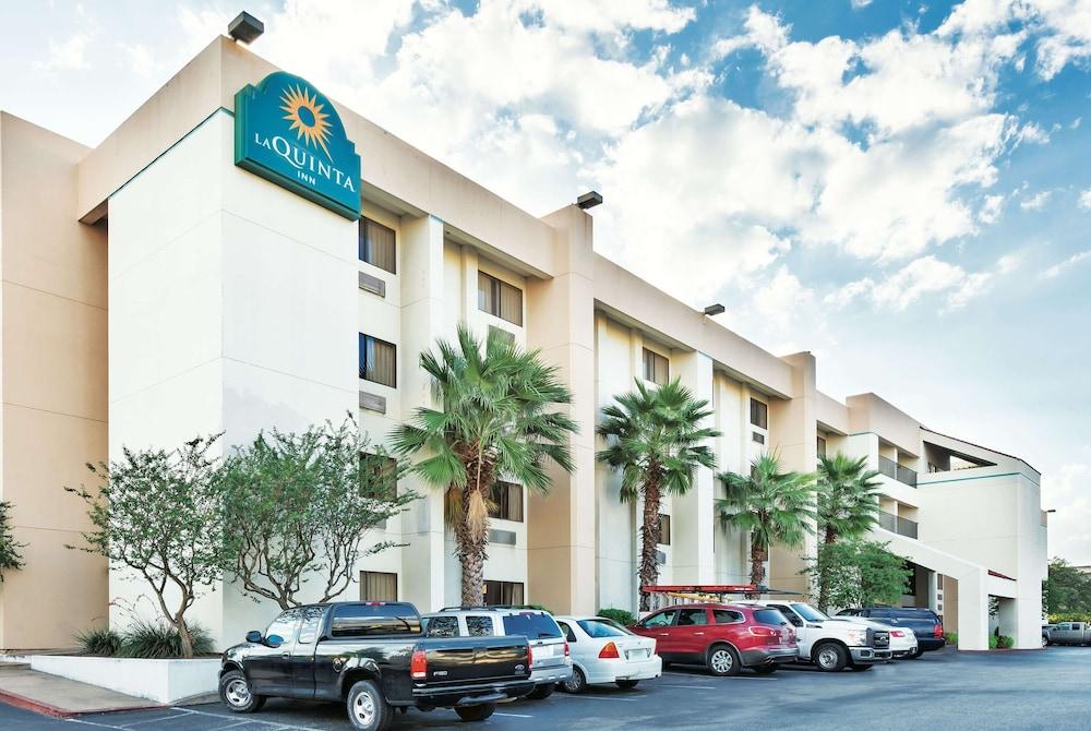 La Quinta Inn by Wyndham Austin North photo 1