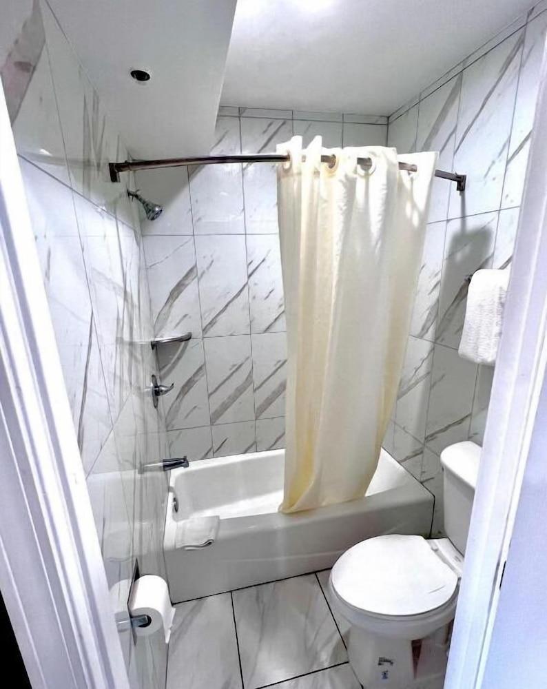 Paradise Inn photo 7