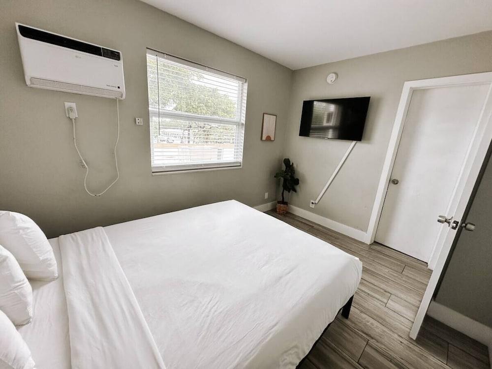 Rustic by Stay Hospitality photo 13