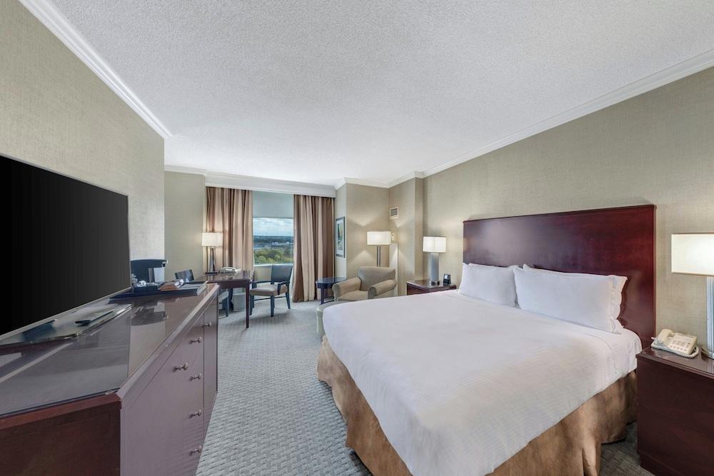 Renaissance Dallas North Hotel photo 4