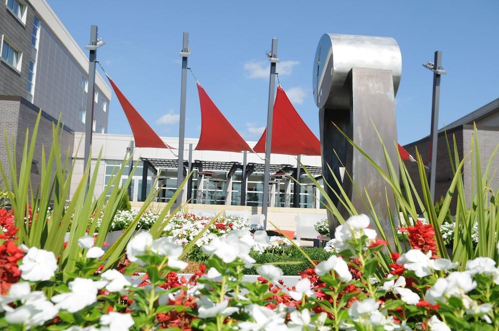 The Hotel at Kirkwood Center photo 38