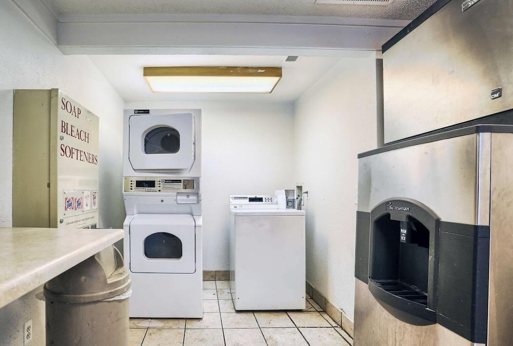 Motel 6 Hagerstown, MD photo 15