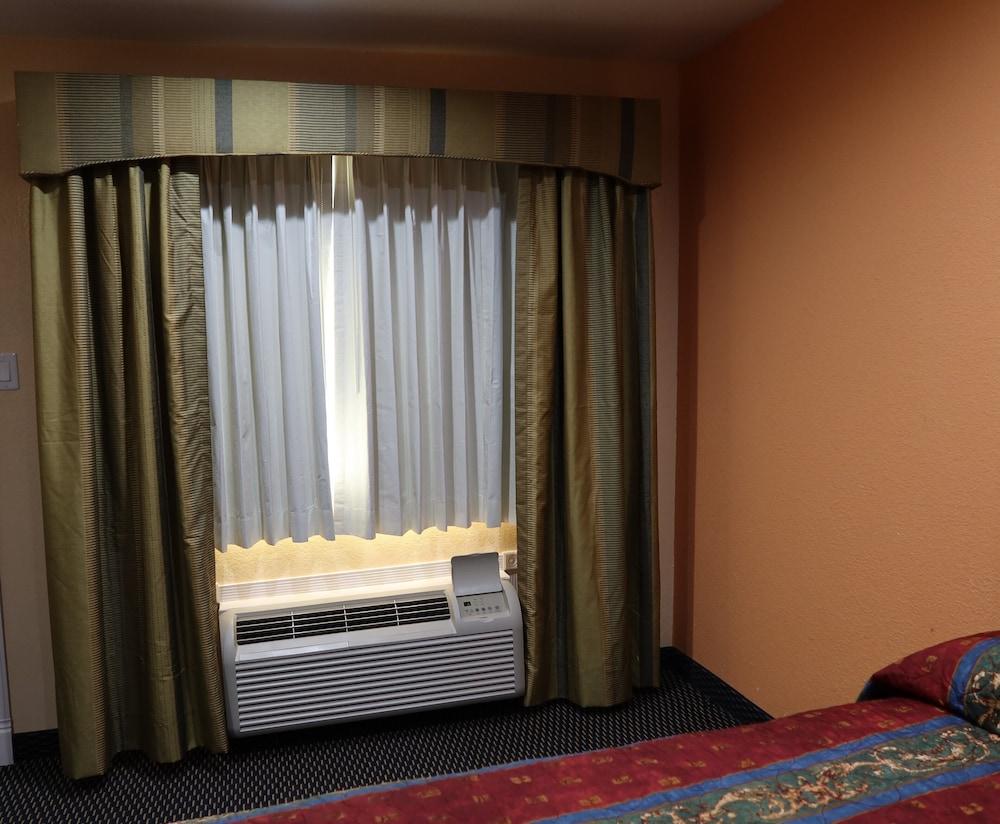 GREAT WESTERN INN photo 7